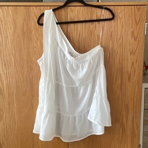 NWT Perfectly Priscilla white one shoulder top size 22-24